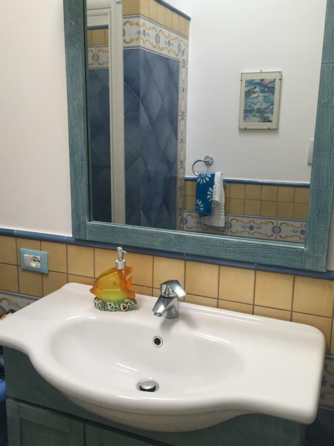 Villa Azzurra Borgo Montenero エクステリア 写真