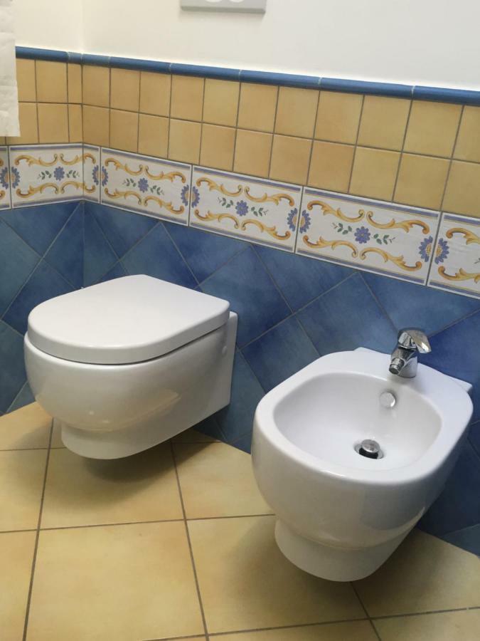 Villa Azzurra Borgo Montenero エクステリア 写真